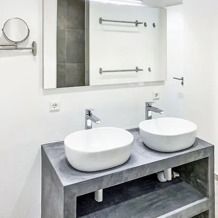 Brig 36 By Interhome Appartement Pula